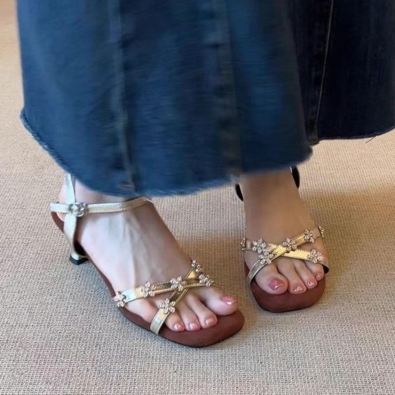 Fashion Vintage Square Toe Rhinestone Flower One-Toe Open-Toe Women's High-Heeled Sandals
