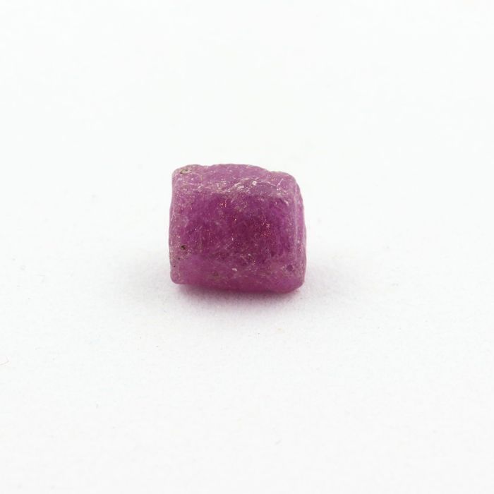 Pierres et Minéraux. Rubis. 3.375 ct. Kiteto District, Manyara Region, Tanzanie.
