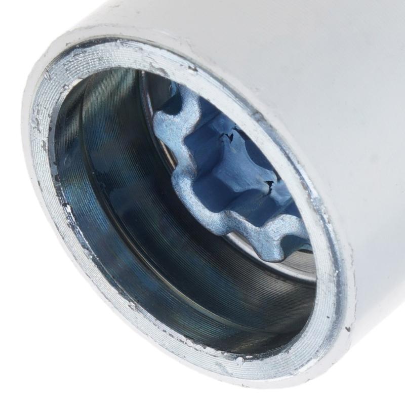 2 Piece Anti Theft Wheel Nut Socket Set 17mm Steel Construction Security Locking Tool Suitable for Vehicle Maintenance