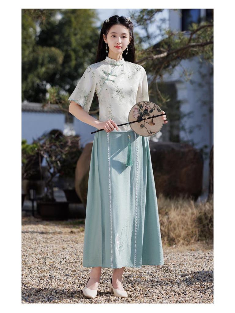 Sommer 2025 Retro Chinesischer Stil Mid-Sleeve Cheongsam Top für Damen