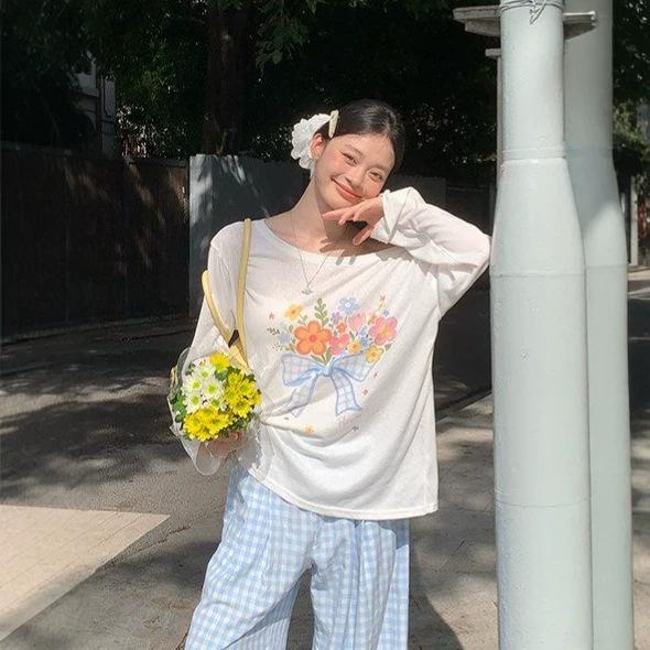 White Slanted Shoulder Graffiti Flower Print Sunscreen Long-sleeved T-shirt Women's Summer Loose Design Versatile Blouse Top