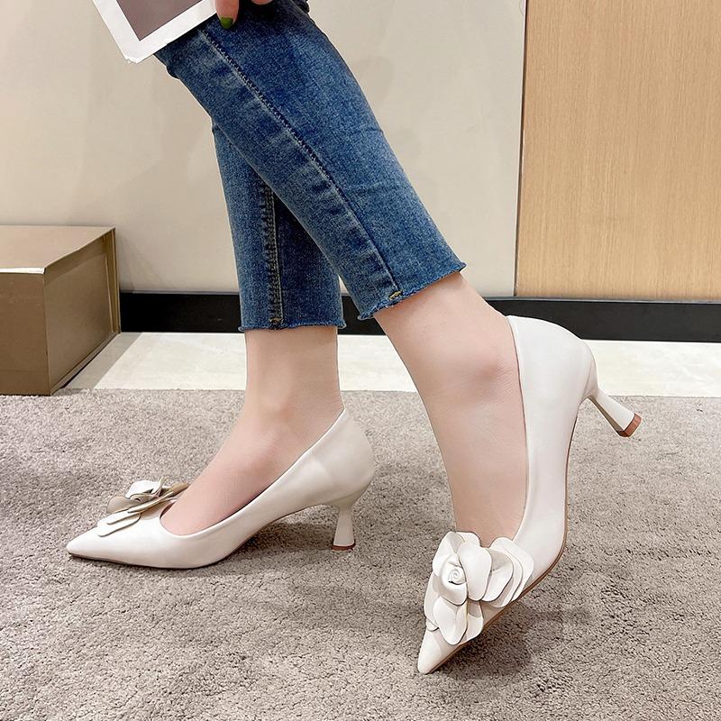Fashion Sexy Luxury Women's Pumps 2025 New Bow Fashion Dress Women Shoes Flowers Party Single Shoes Pointed Toe Women High Heels