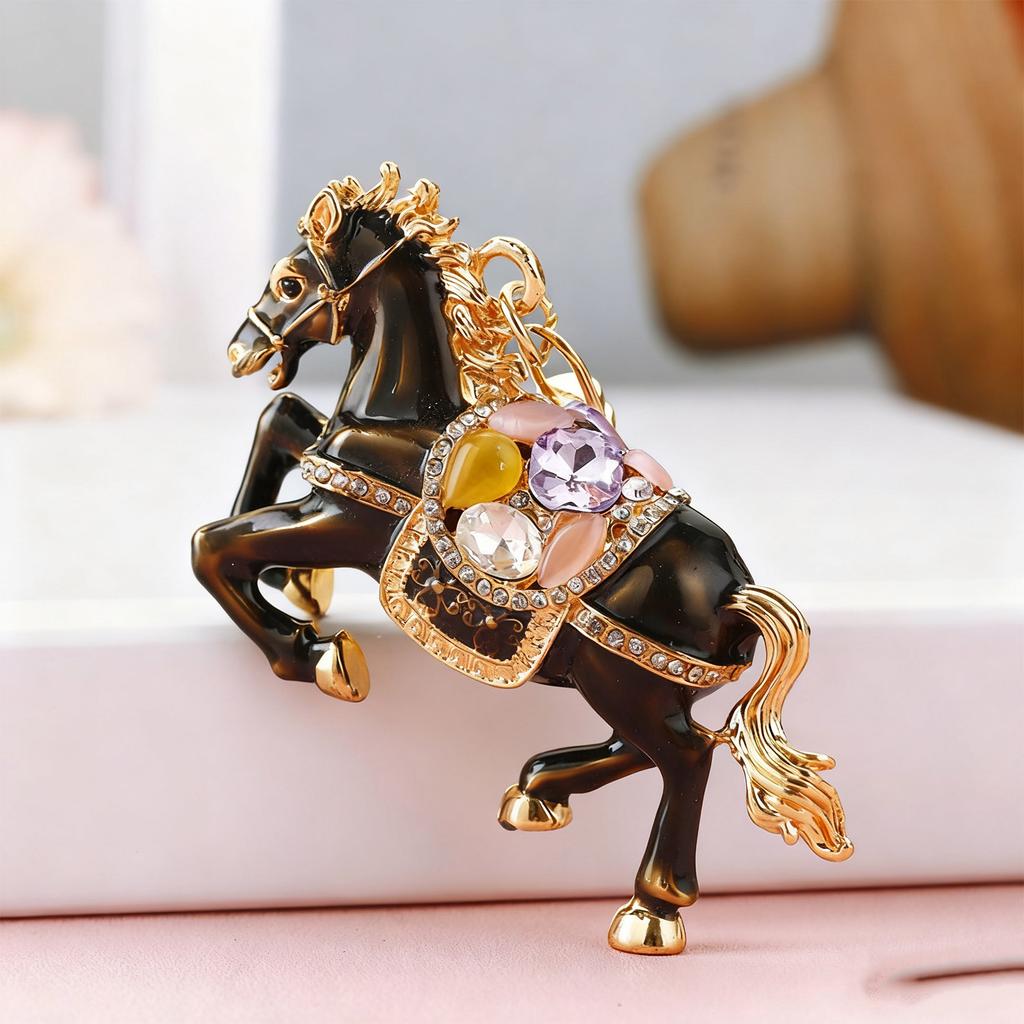 Fashionable Horse Year Keychain Creative Bag Ornament Chinese New Year Hanging Charm For Keys Wallets Phones