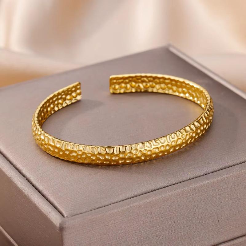 New Stainless Steel Golden Snake Bracelet Women's Wide Opening Fashion Jewelry Snake Shape