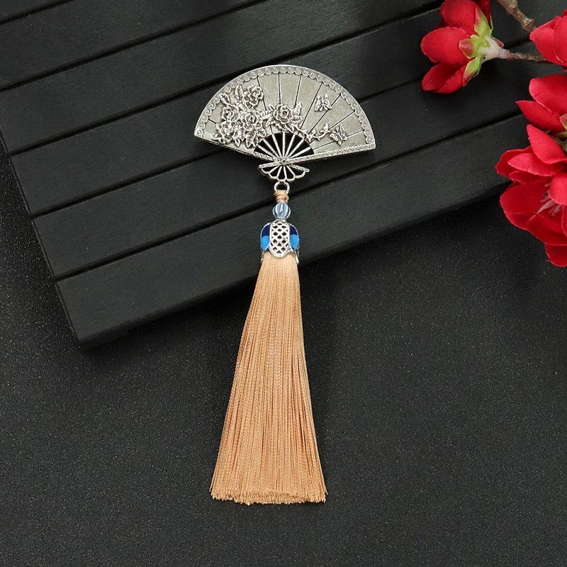 

Антикварный веер с цветком сливы, ретро брошь со средней бахромой, классический ципао, темпераментная подвеска на планку, аксессуары-булавки для веера