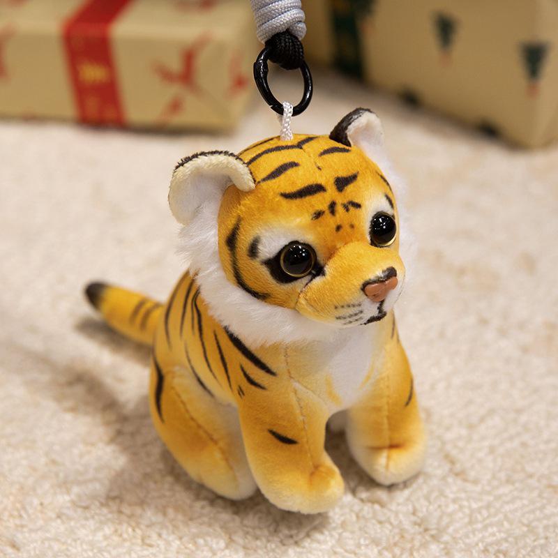 Cross-border Animal Plush Toy Pendant: Tiger, Panda, Giraffe, Leopard, Lion Doll Ornament