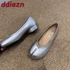 Mode Neu Damen Flache Damenschuhe Slipper Lässige Weiche Mode Seltsame Zehen Fußbekleidung Flats Damen Niedrige Absatzschuhe