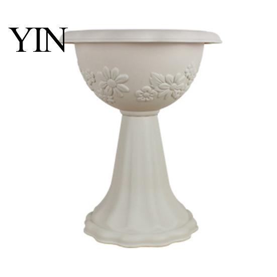 Lightweight Garden Planter Plastic Flower Urn Planter, Goblet-Shaped Plant Pot, Flowerpot with Weather-resistant Pot Drainage Holes for Indoor Outdoor