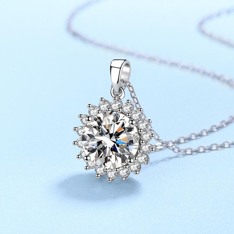 Silver Sunflower Necklace, S925 Moissanite-Inlaid Choker for Women