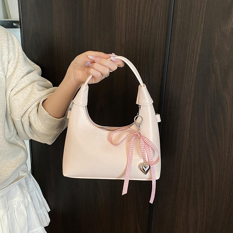 Fashion casual texture niche bag women's 2025 new armpit bag versatile shoulder messenger bag commuter handbag