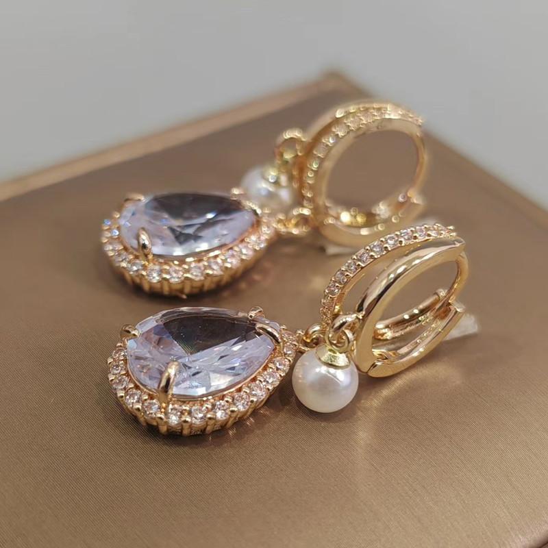 Luxuriöse weiße Tropfen Zirkon Ohrringe für Frauen 2023 neue Mode Hochzeit Verlobungsfeier Schmuck Zubehör