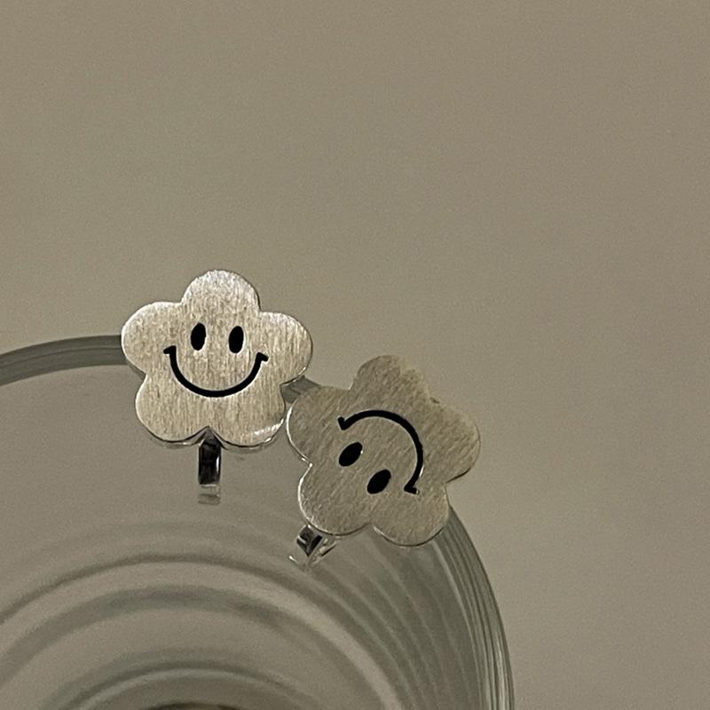 

Style Fashionable Ins Matte Flower Ring For Womens Adjustable Open Design