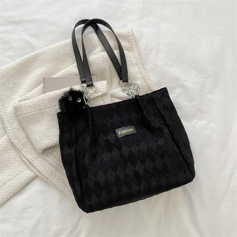 

Student class canvas bag women s 2025 new trendy fashion diamond tote bag versatile college style shoulder bag чорний