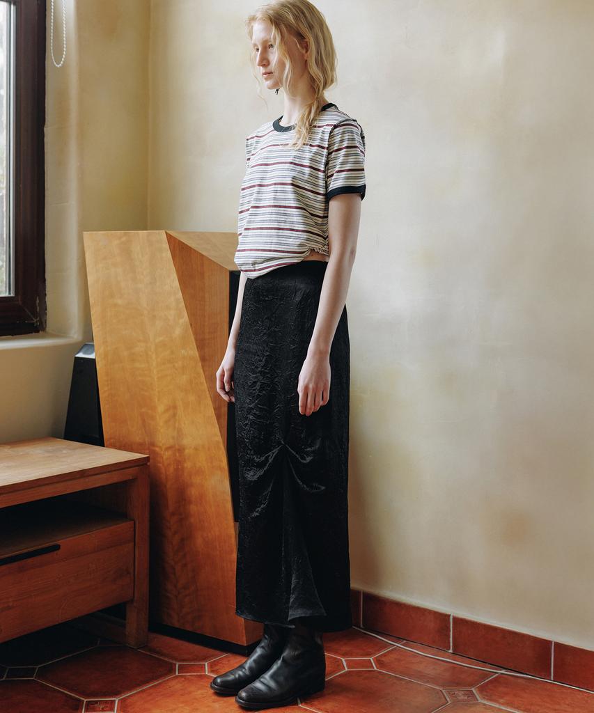 ANDNEEDS Pin Satin Skirt (Black)