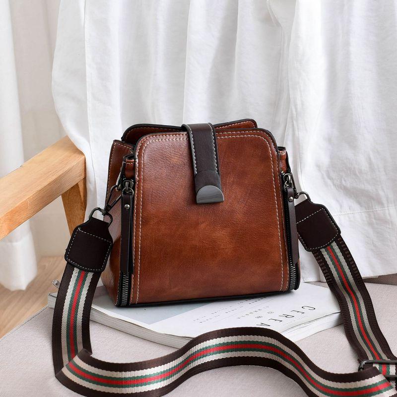 Cheap PU Female Shoulder Bags Women's Designer Messenger Bags Retro Stitching Ladies Leather