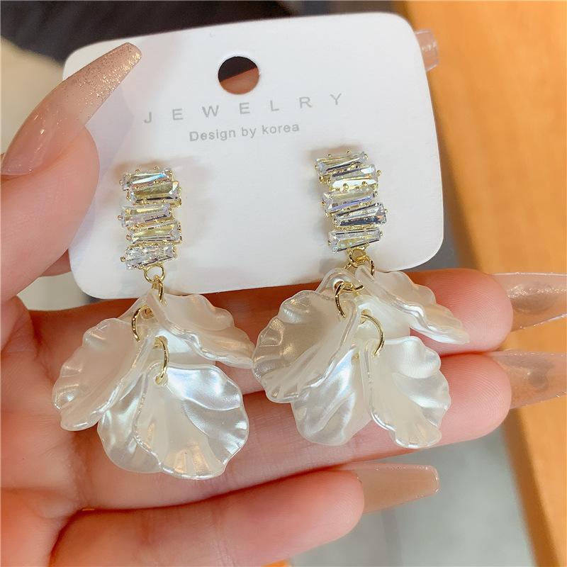 

Новые модные серьги-капли с кристаллами и кисточками для женщин, модные украшения для вечеринок, корейские серьги-подвески с цветком, индивидуальные аксессуары миндальный
