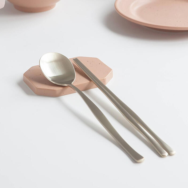 Nicott Satin Gold Cutlery Set