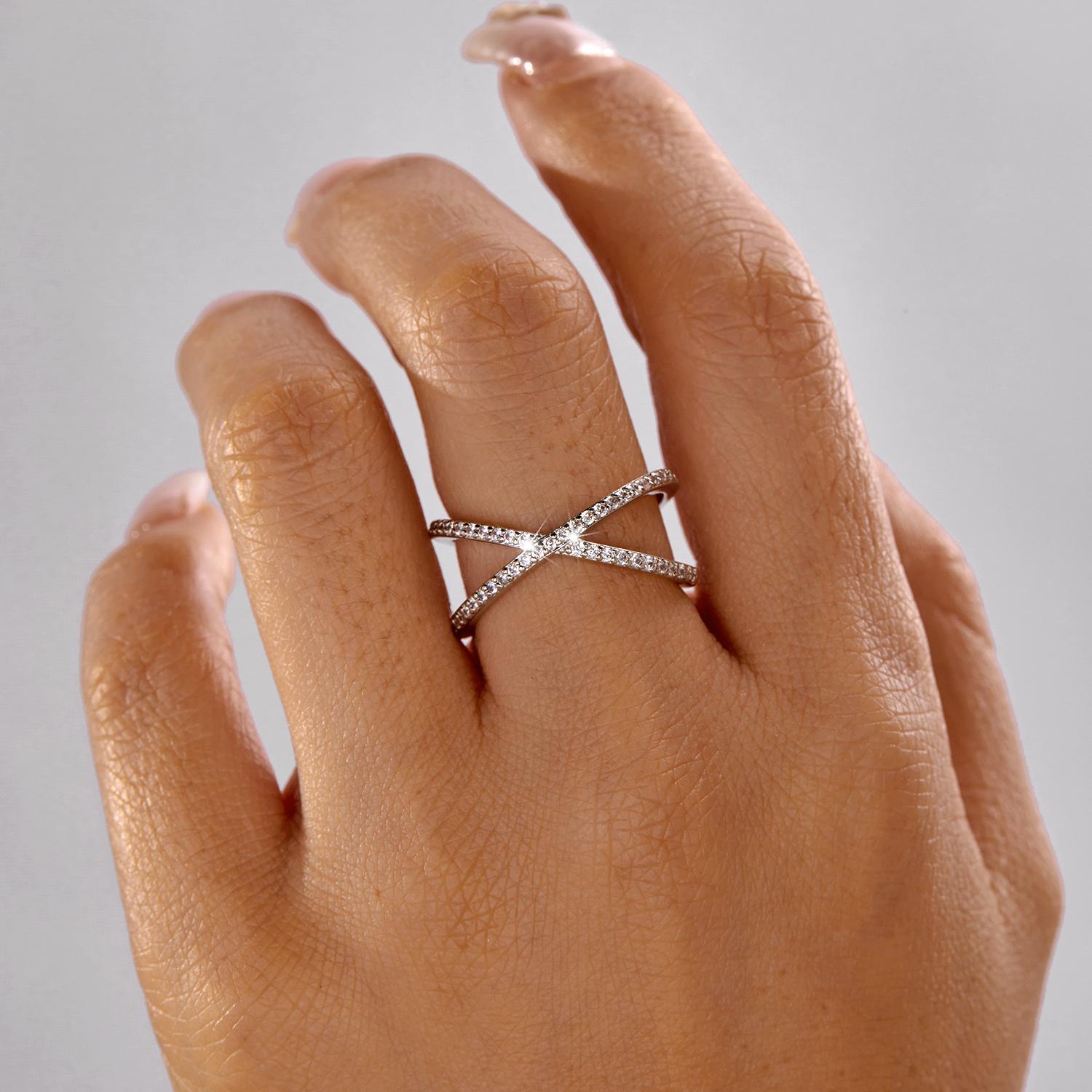 Modern Criss Cross Ring for Women Delicate Brass Zircon X Shape Wide Paved Band Geometric Statement Breathable Jewelry 7