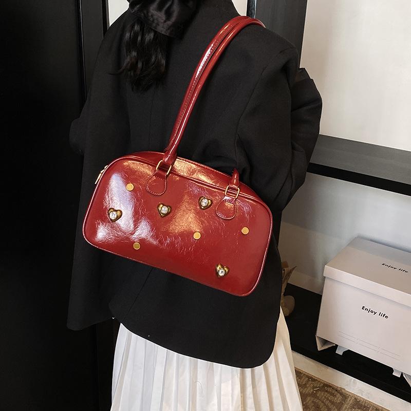 2025 Winter New Mori High-value Retro Rivets Large-capacity Tote Bag Lazy Wind Portable Shoulder Women's Bag