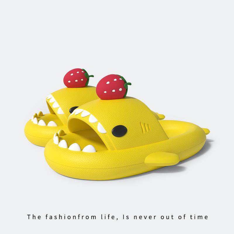 

Children s Cute Cartoon Shark and Strawberry EVA Sandals for Boys and Girls: Spring and Summer Slippers 220 (Fits foot length 21cm)