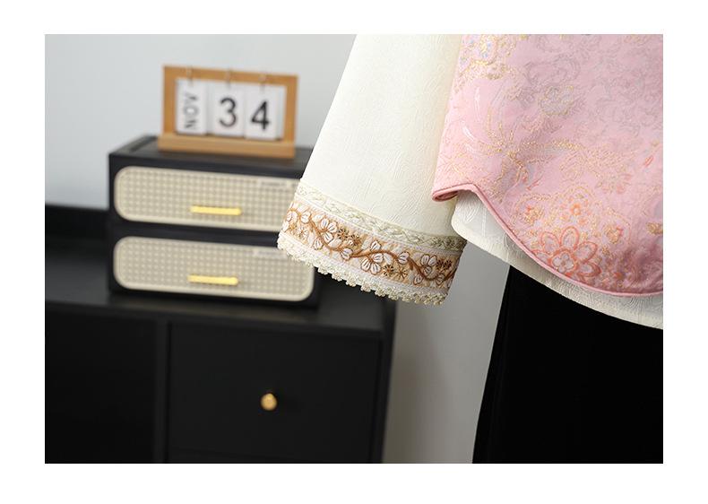 Chinese Style Sleeveless Embroidered Vest for Middle-Aged and Elderly Women