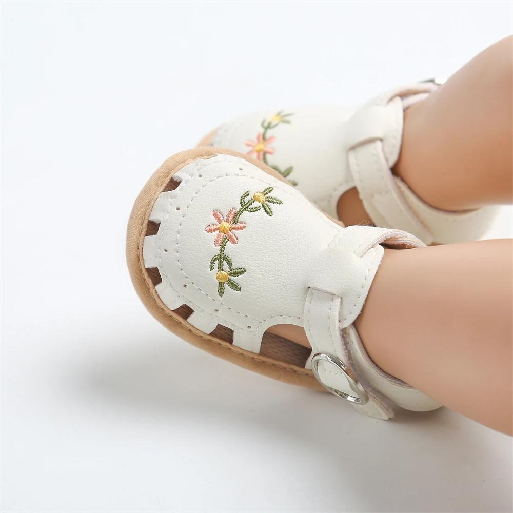 2025 Newborn Baby Girl Sandals Summer Embroidered Leisure Comfortable Lightweight Floral Soft Sole Wrap Toe Sandals For 0-18M