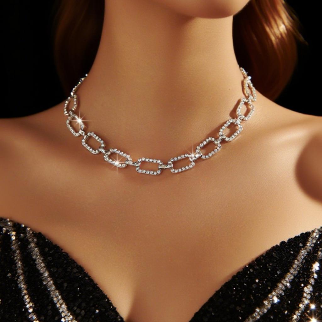 European and American Fashion Party Style Shiny Rhinestone Square Splicing Necklace Simple Light Luxury Creative Collarbone Necklace Women