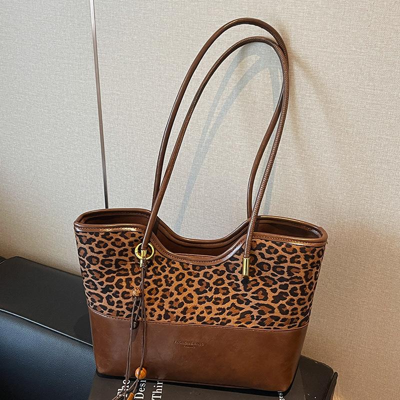 Autumn New Fashion Shoulder Bags, Crossbody Bags, Retro Contrast Color Fashion Suede Tote Bucket Bags