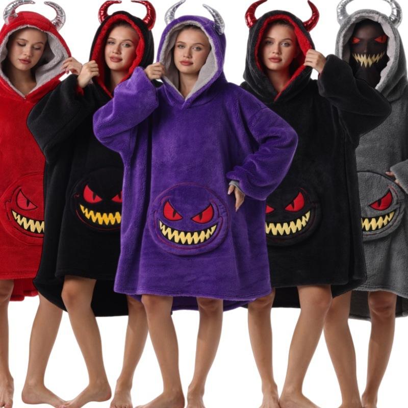 Women's Wearable Blanket Hooded Robe Oversized Winter Warm Flannel Sweatshirt Blanket Men's Hoodie Thick Fleece Blanket with Sleeves and Pocket