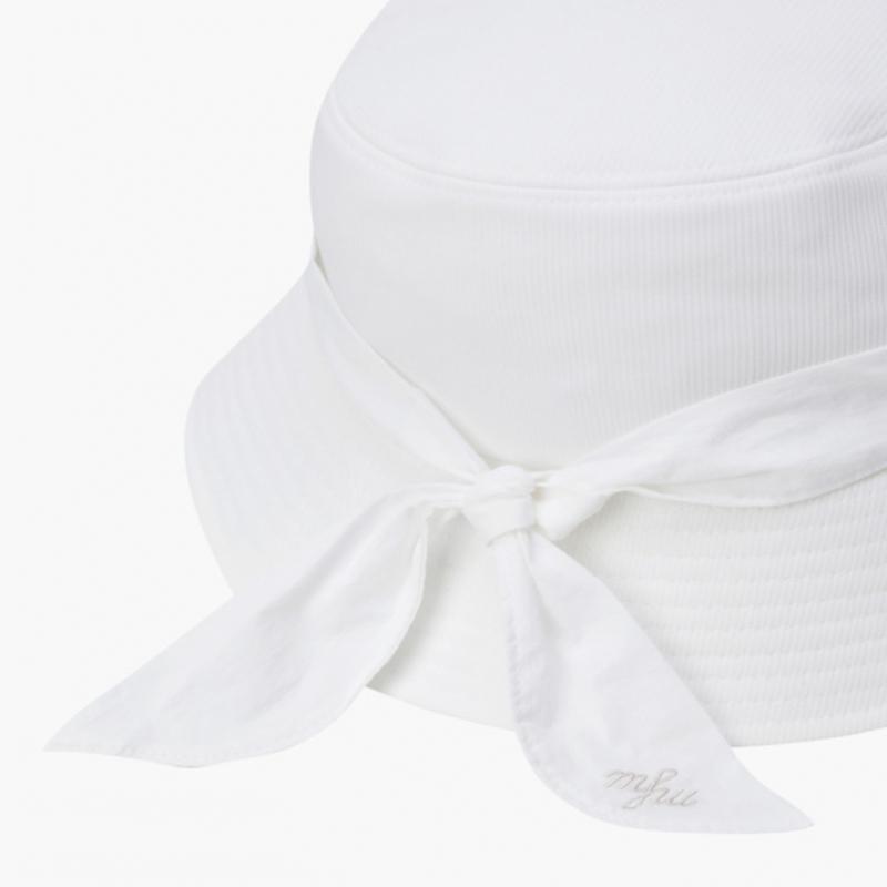 Munsingwear Women Signature Bucket Hat White Mq322lcp71