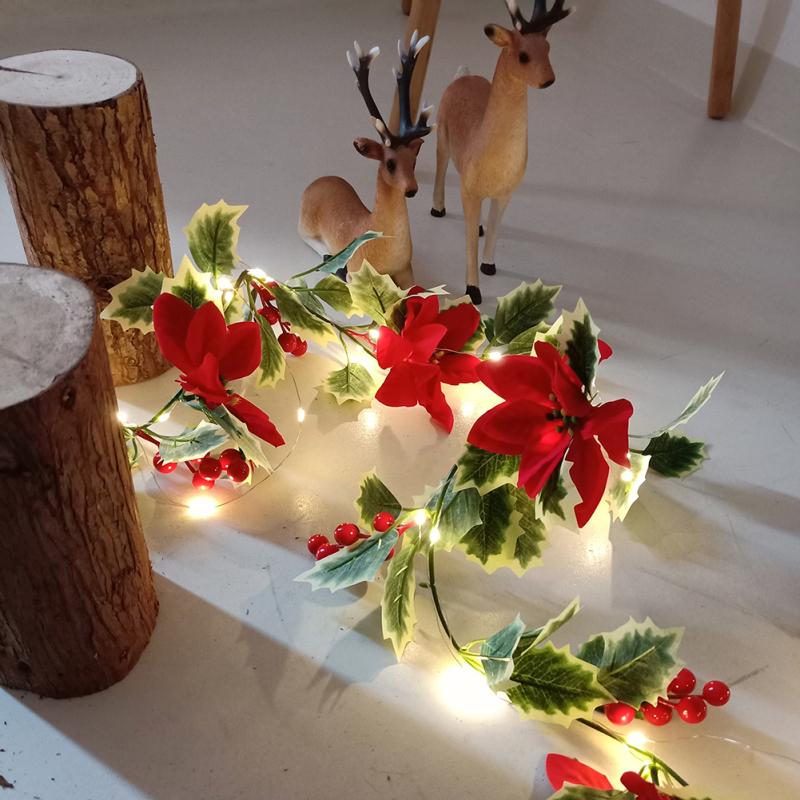 Ghirlandă Artificială Poinsettia Ghirlandă Decorativă Snur De Lumini Cu Fructe Roșii Rattan De Crăciun