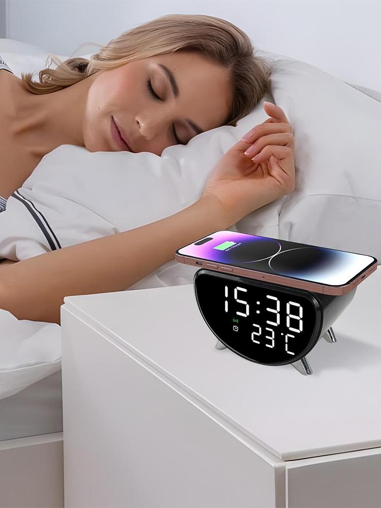 Multifunctional Alarm Clock Temperature Clock Wireless Charger LED Mobile Phone Three in One Wireless Charger