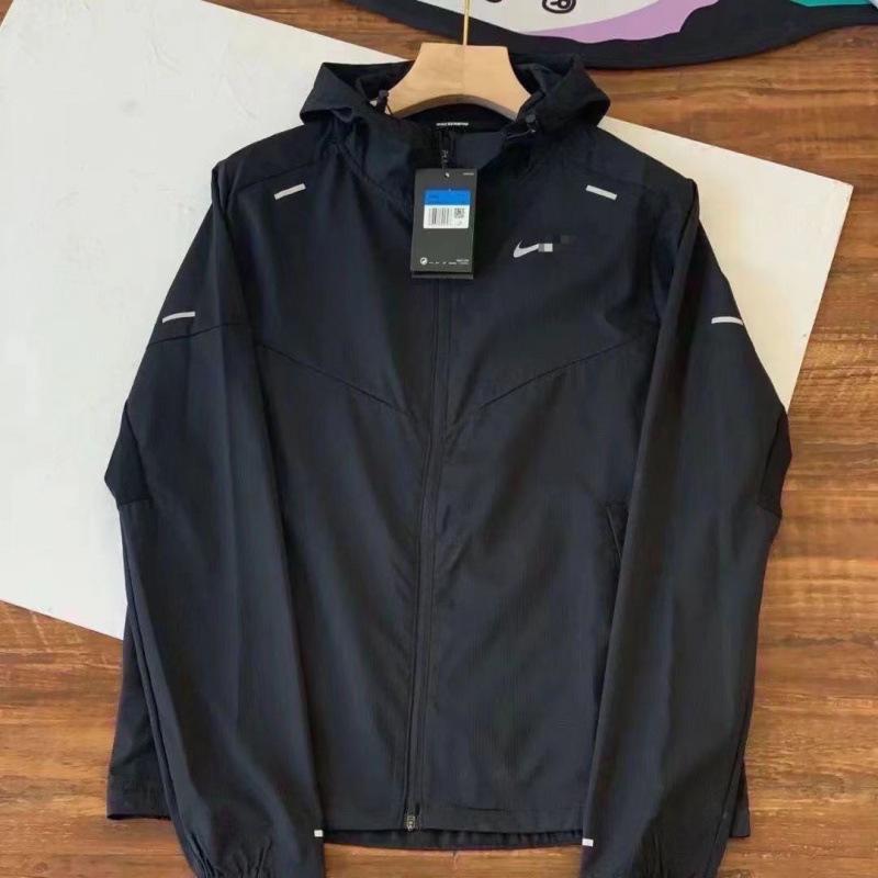 

Men s Quick-Dry Hooded Windbreaker: Outdoor Sports, Casual, Versatile, Sun Protection. XL (recommended for 140-160 lbs)