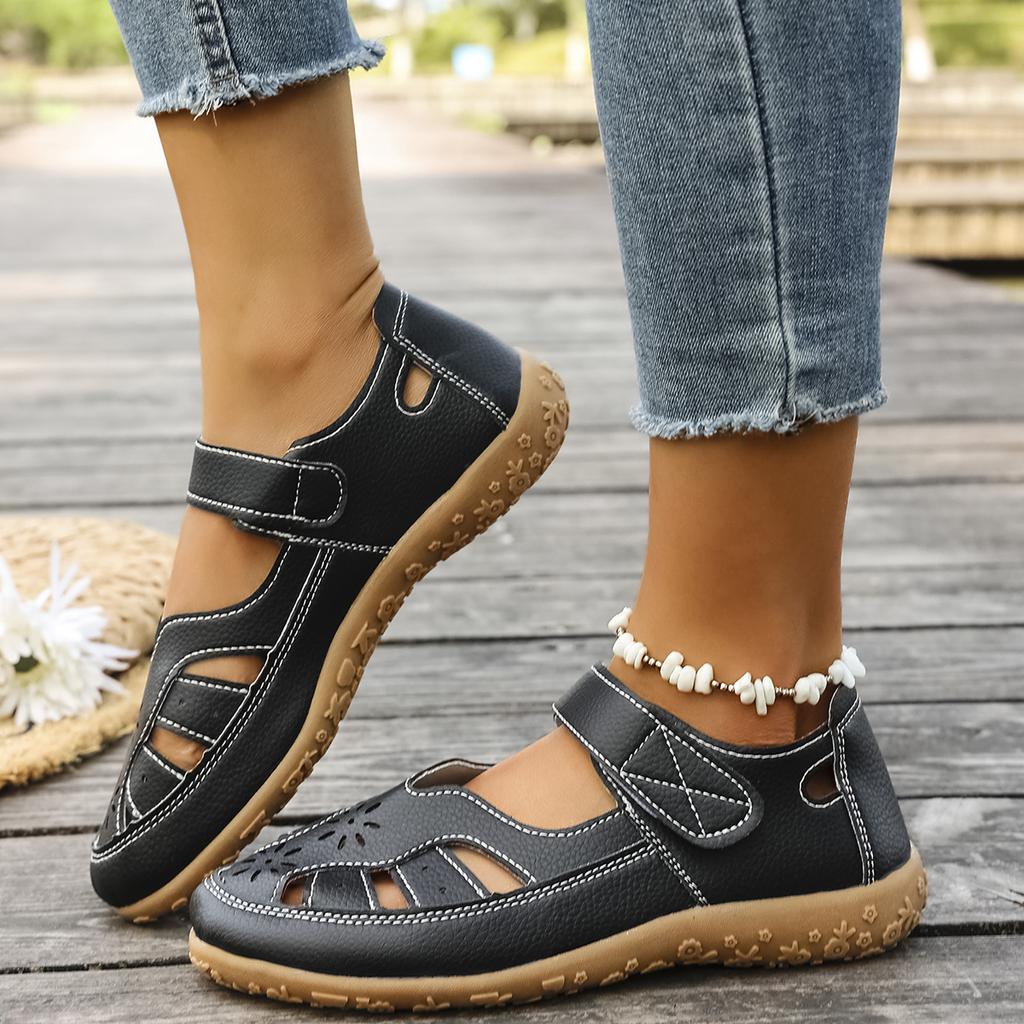 Fashion Women Sandals Comfortable Ankle Hollow Round Toe Sandals Woman Zapatos De Mujer 2025 New Soft Beach Sole Female Shoes for Women
