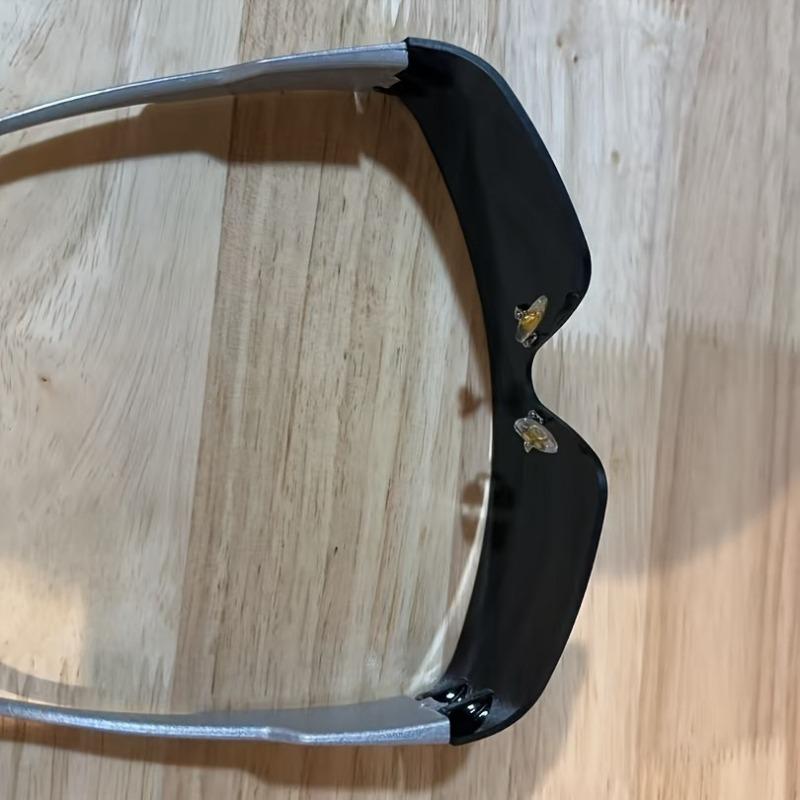 Unisex Fashionable Flat Top Sunglasses Music Festivals and Daily Wear Modern Design for Both Men and Women