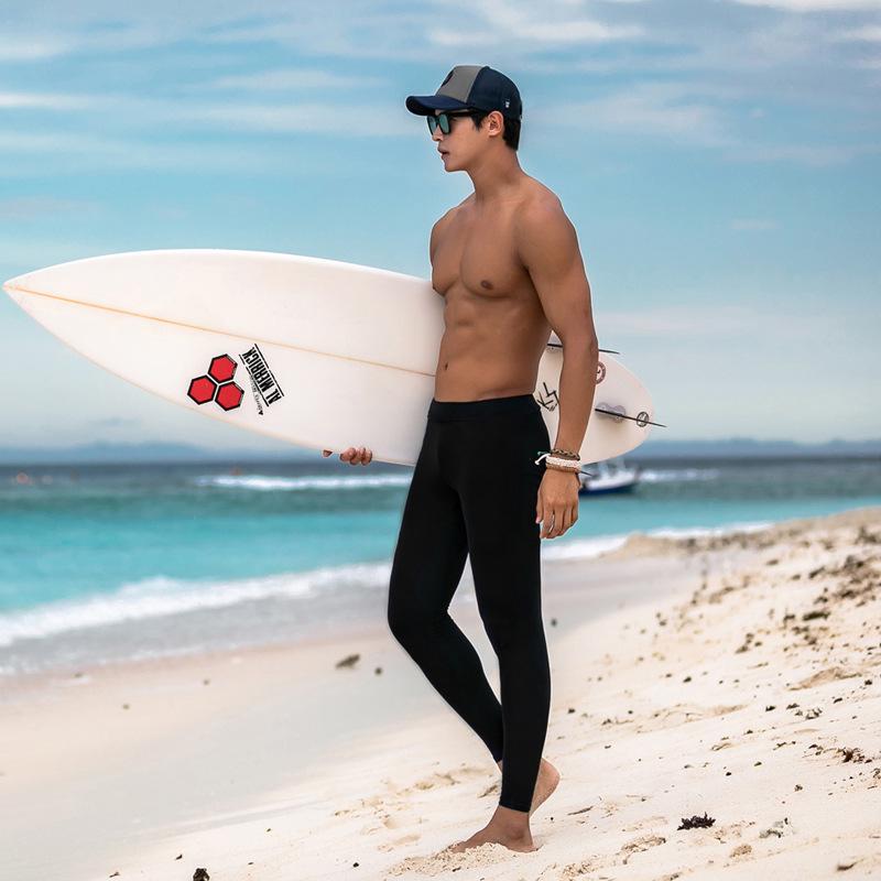 Costume da bagno da uomo ad asciugatura rapida con protezione solare: Vestibilità lunga ed elastica per snorkeling, surf, spiaggia e altro ancora. Taglie Forti Disponibili.
