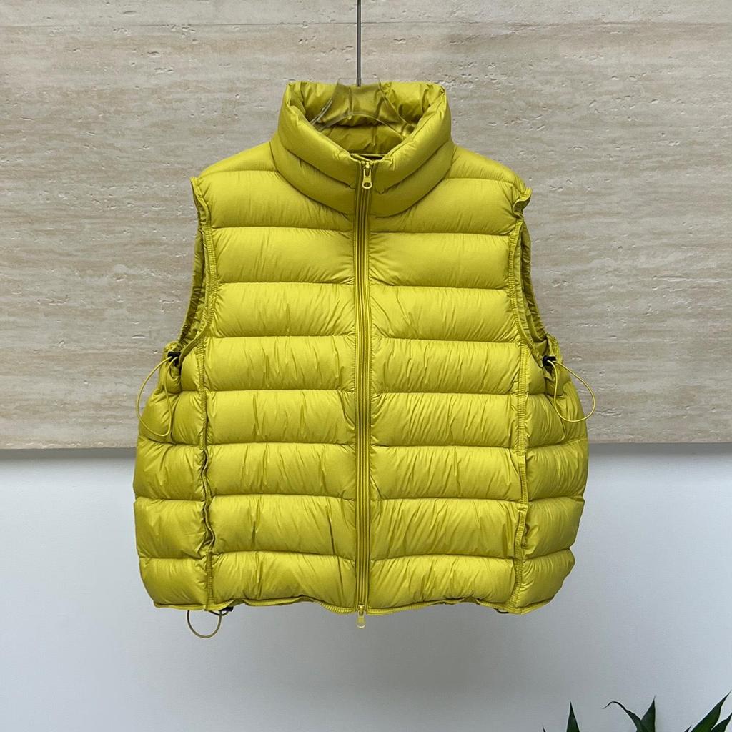 Women's Short White Duck Down Ribbed Vest - 2026 Autumn/Winter Korean Style, Loose Stand Collar, Casual Fit.