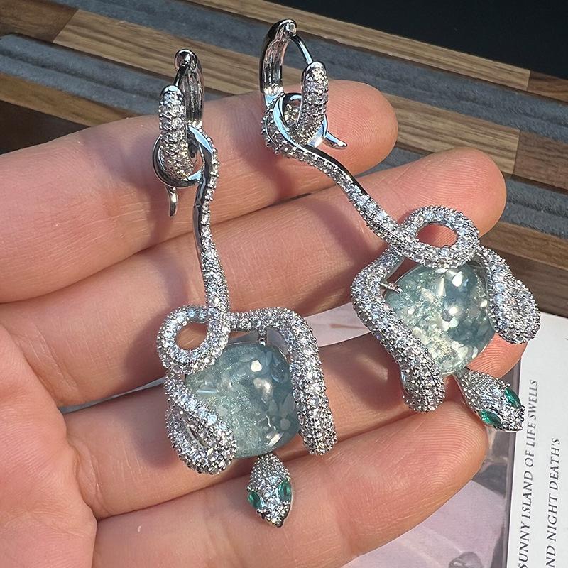 Spirit Snake Dual-purpose Surround Sapphire Zirconium Earrings European and American Micro-inlaid Zirconium Earrings Heavy Industry Snake Earrings