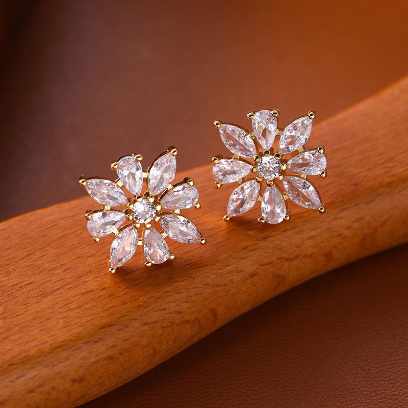 Luxurious Sunflower Zircon Stud Earrings - S925 Silver Needles High-End Ear Jewelry