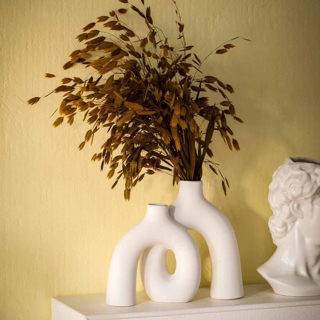Nordic Style White Ceramic Vase for Elegant Living Room Flower Arrangements