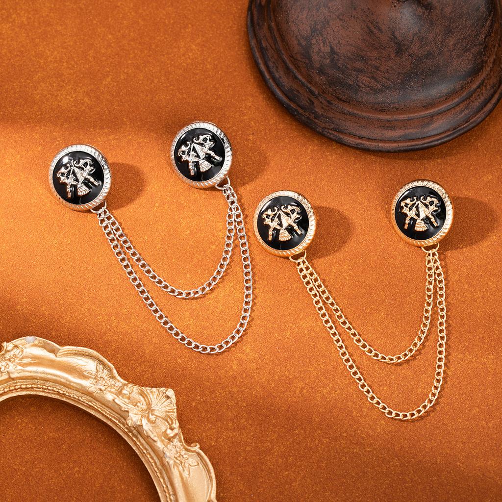 Light Luxury High-End British Style Brooch Retro Metal Chain Button Niche Simple Fashion Brooch