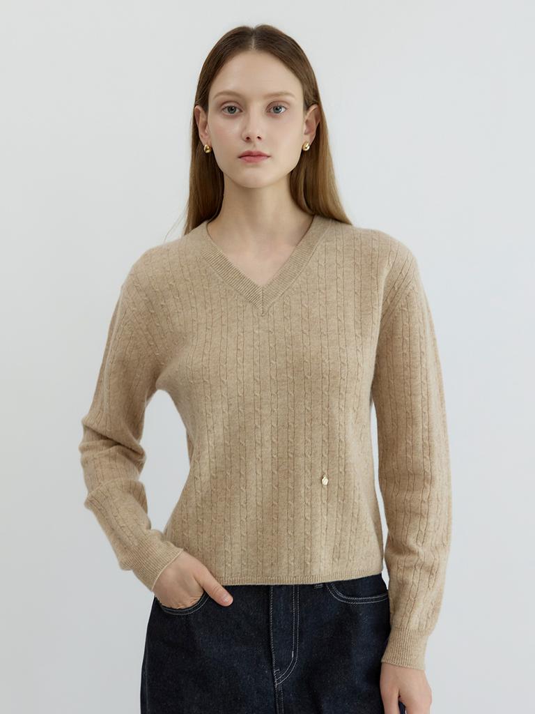 Aeskoneo V-Neck Cable Knit Beige At5Swf031Bi