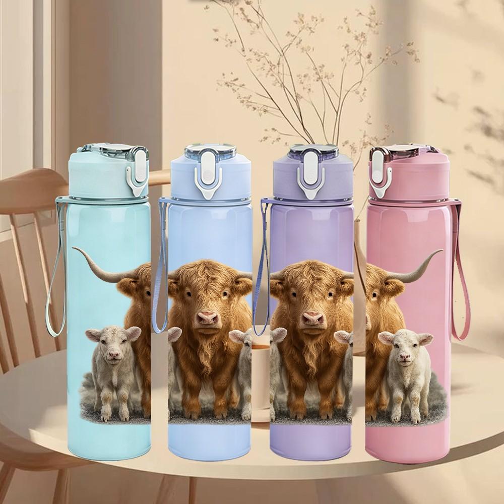 1PC Highland Cow Family Group Bust 750ml Color Plastic Sports Water Bottle Leakproof Flip Straw Lid For Sports Office Home Use