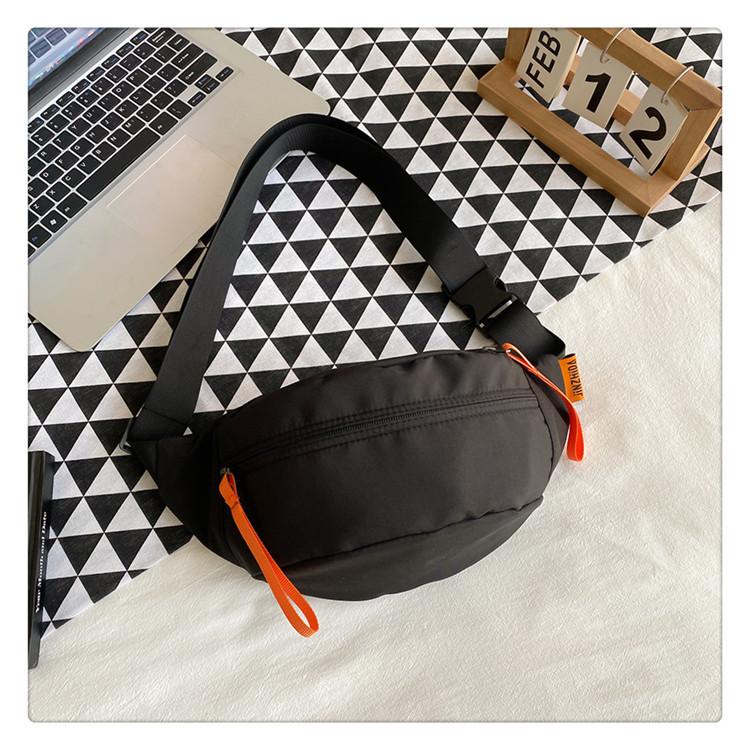 Crossbody-väska Enkel och mångsidig bröstväska ins Modemärke Liten kroppsväska Casual Japansk lätt sport löparväska