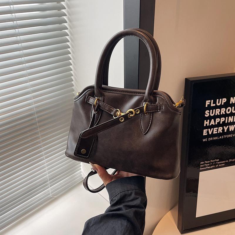 New Retro Versatile Belt Buckle Portable Shoulder Tote Bag Large Capacity Bag Women's Fashion
