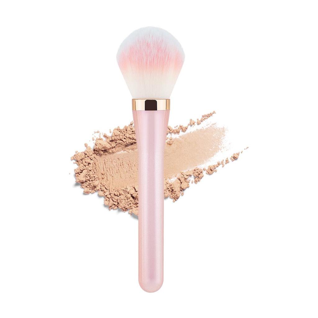 Large Fluffy Foundation Brush, Skin-Friendly Texture, Non-Shedding, Ideal for Powder and Blush Makeup.