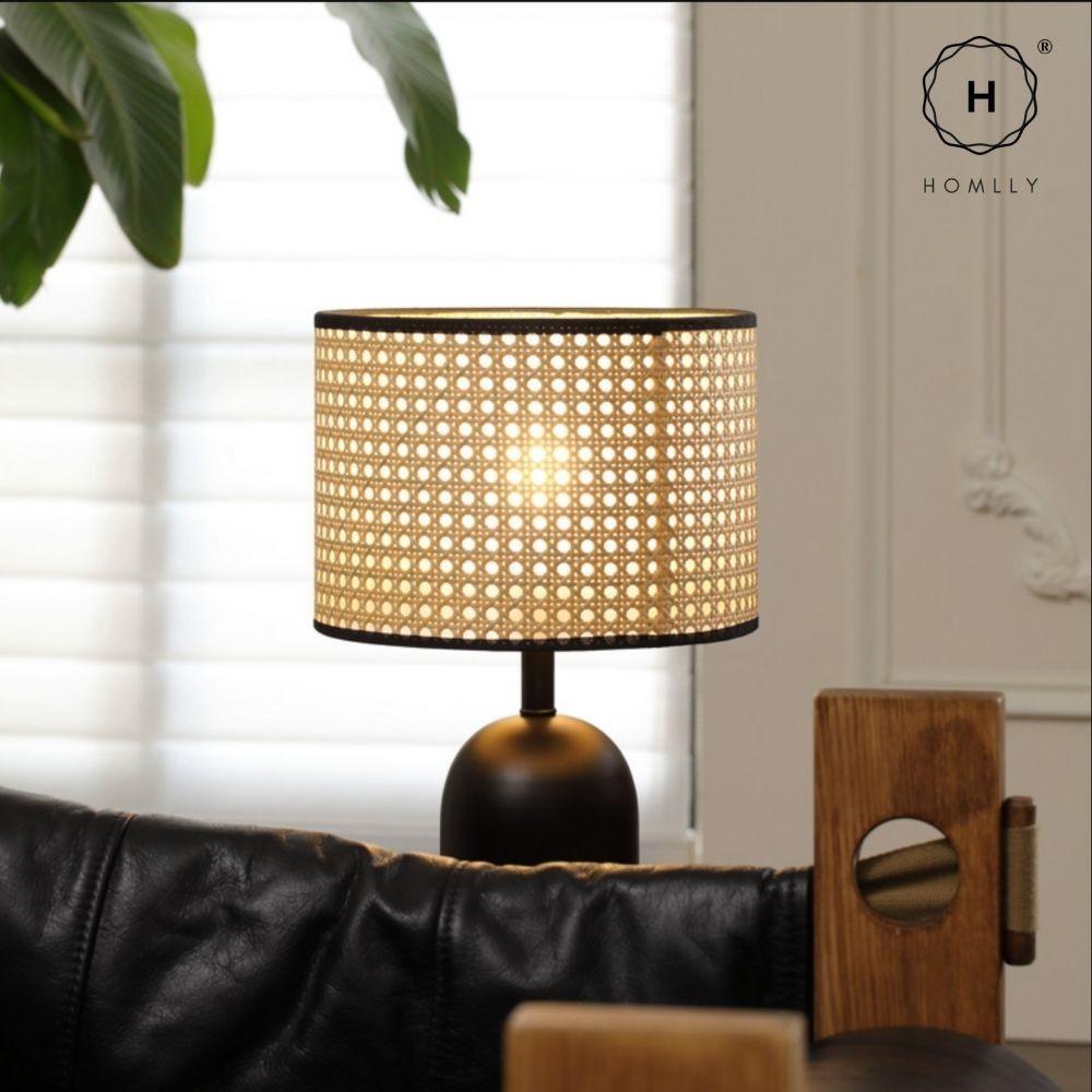 Homlly Rattan Japandi Black Base Table Lamp