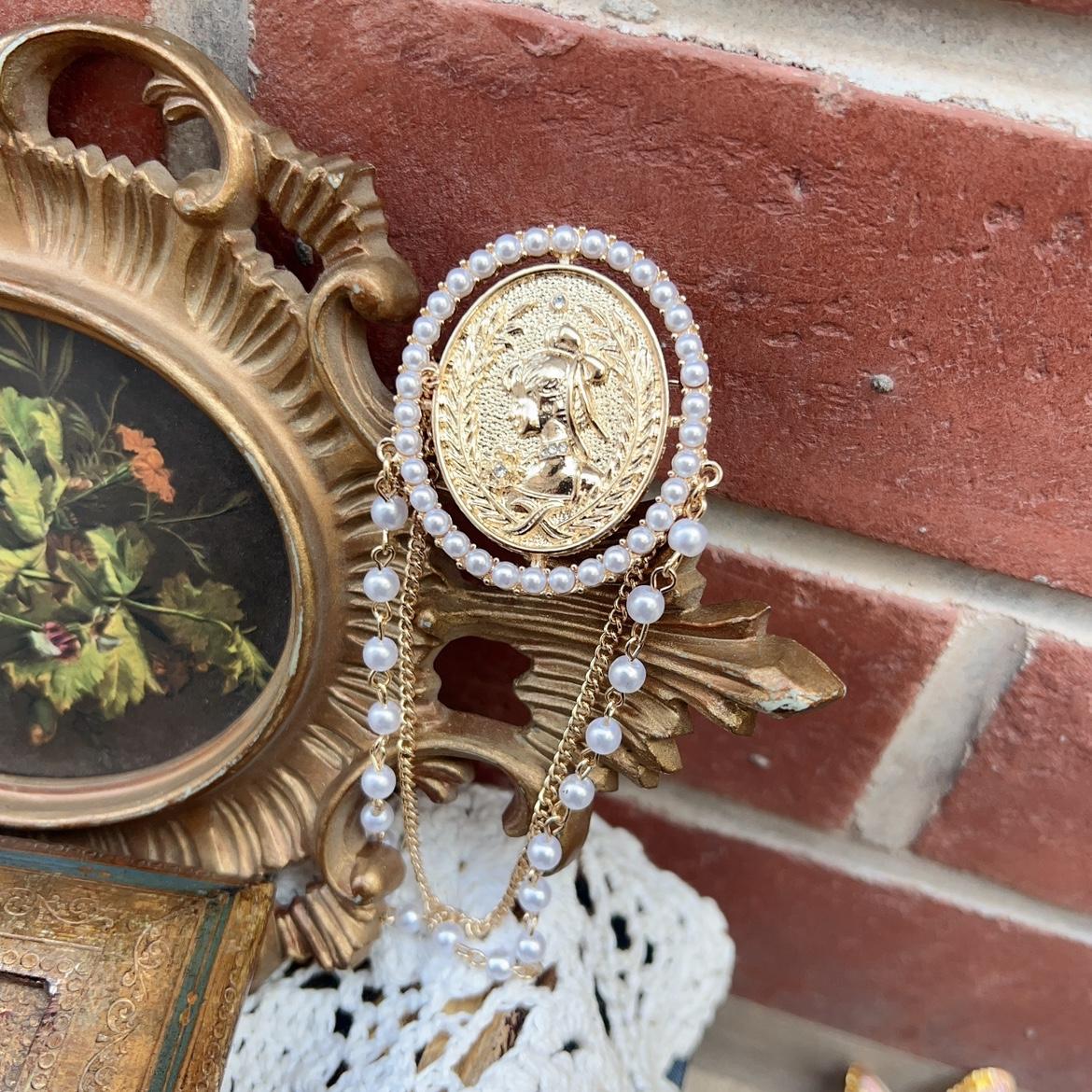 

Винтажные Женские Мужские Классические Значки с Кисточками и Кристаллами Аксессуары Барочный Стиль Леди Банкетная Вечеринка Роскошные Броши Булавка Подарок