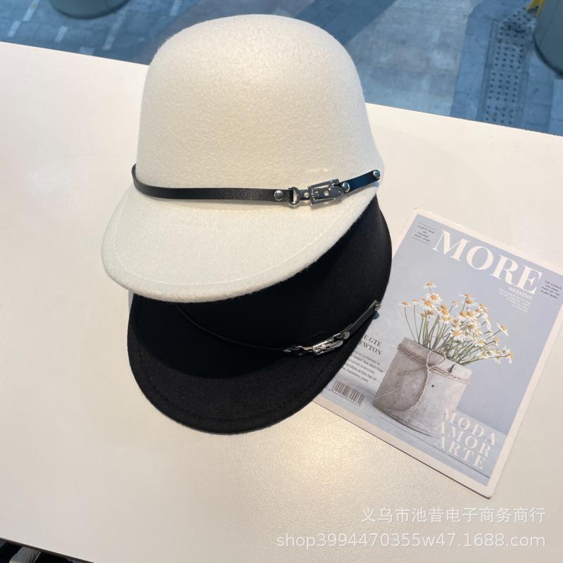 Autumn and winter British retro leather buckle decorative woolen equestrian hat, socialite outdoor temperament age-reducing versatile felt basin hat