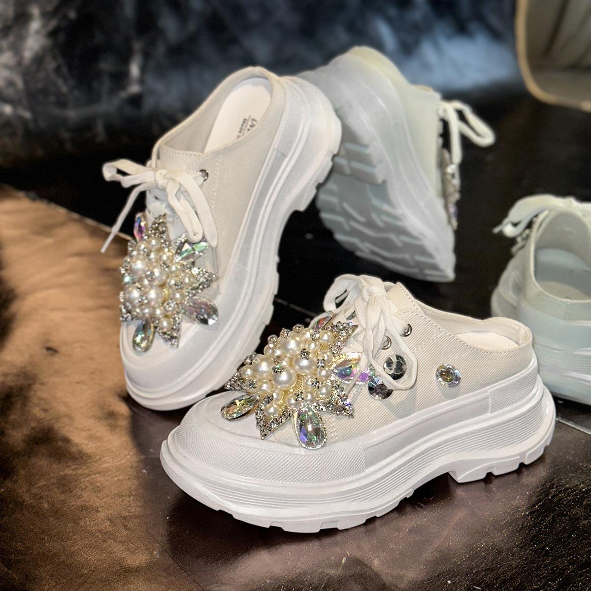 

Зірка Універсальні Товстопідошовні Збільшуючі Зріст Крокси Літні Протиковзкі та Висококласні Круті Шльопанці 41 білий